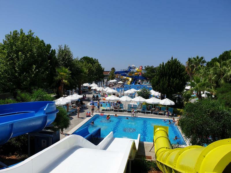 Aska Costa Holiday Club Side Exterior foto